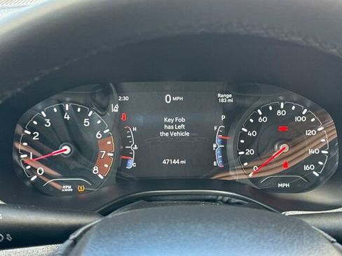 Used 2024 Jeep Compass Latitude image 21