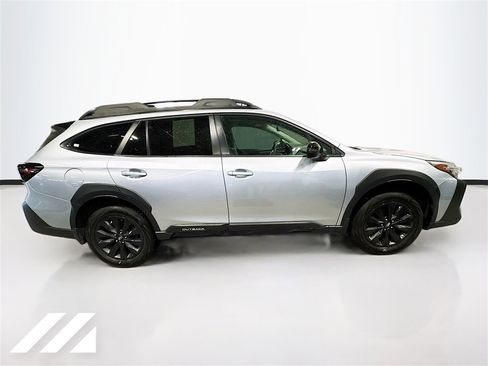 Certified 2023 Subaru Outback Onyx Edition image 4