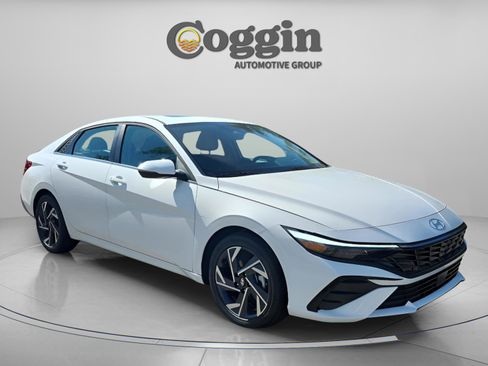New 2026 Hyundai Elantra Limited image 8