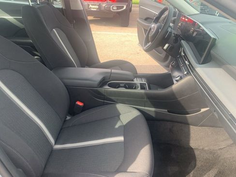 Certified 2025 Hyundai Sonata SEL FWD image 14