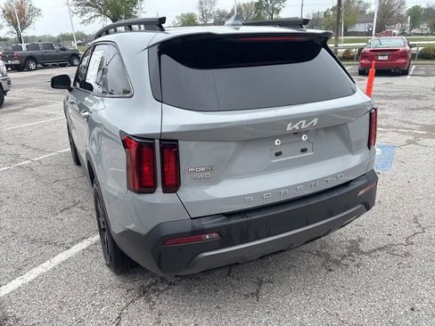 Used 2022 Kia Sorento S w/ Panoramic Sunroof Package AWD/4WD image 21