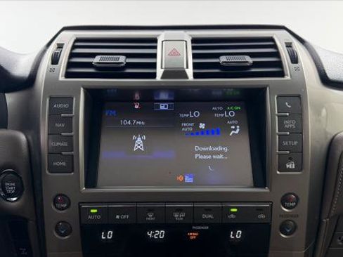 Used 2016 Lexus GX 460 image 29
