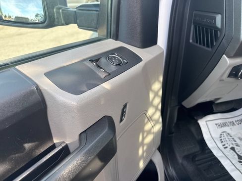 Used 2021 Ford F550 2WD Regular Cab Super Duty image 12