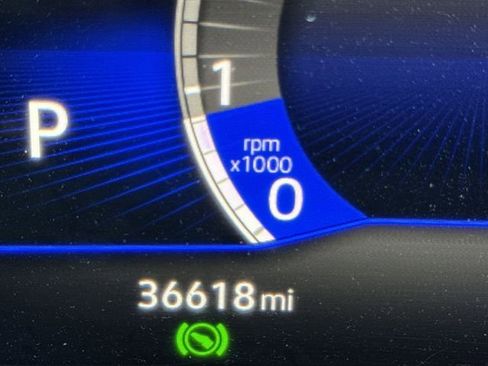 Used 2022 Volkswagen Taos S image 21