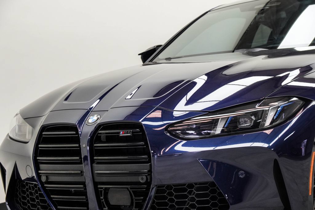 Used 2025 BMW M4 Competition RWD image 2