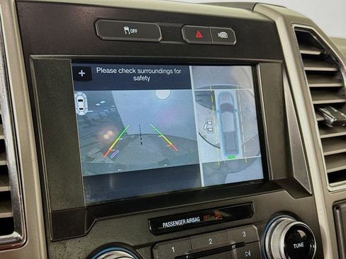 Used 2016 Ford F150 Lariat w/ Equipment Group 502A Luxury image 14