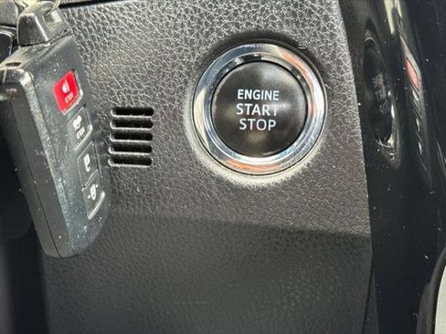 Certified 2017 Toyota Corolla SE w/ SE Premium Package FWD image 22