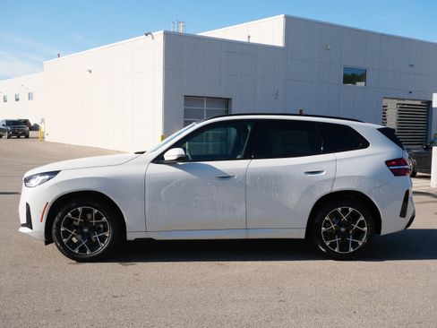 New 2026 BMW X3 xDrive30i w/ Premium Package AWD/4WD image 3