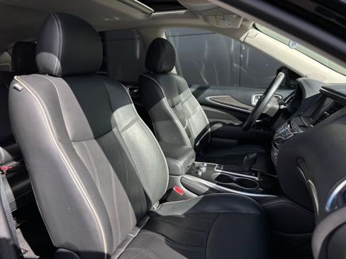 Used 2019 INFINITI QX60 Luxe w/ Essential Package image 82