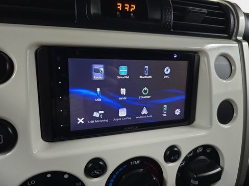 Used 2012 Toyota FJ Cruiser 4WD w/ Convenience Pkg image 23