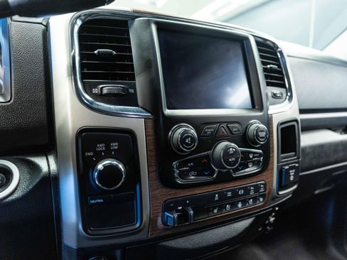 Used 2018 RAM 3500 Laramie w/ Cold Weather Group AWD/4WD image 12