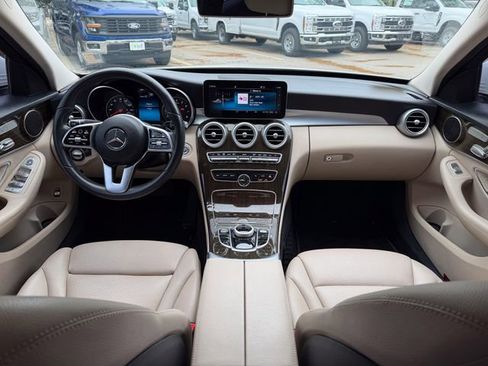 Used 2019 Mercedes-Benz C 300 Sedan image 17