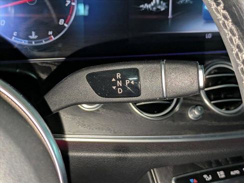 Used 2020 Mercedes-Benz E 350 Sedan image 12