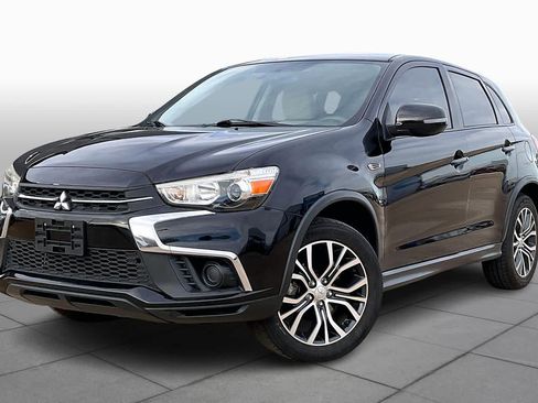 Used 2019 Mitsubishi Outlander Sport ES image 2