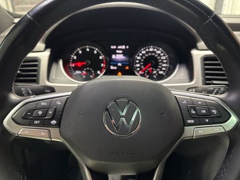 Used 2020 Volkswagen Atlas Cross Sport SE image 14