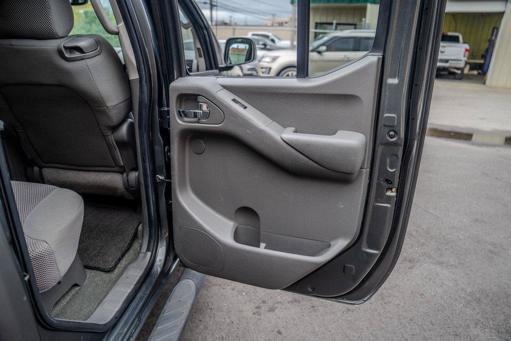 Used 2006 Nissan Frontier LE w/ (H01) Rockford Fosgate Pkg AWD/4WD image 23