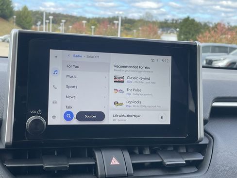 Used 2024 Toyota RAV4 LE image 33