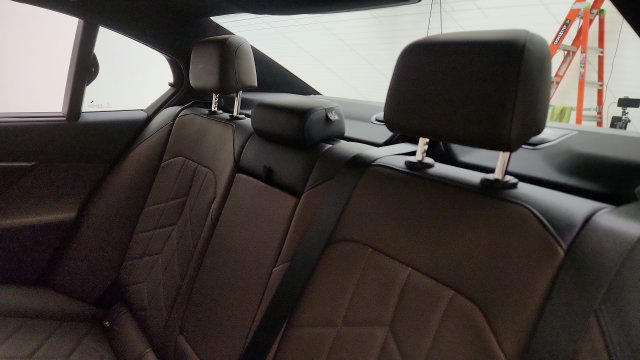 Used 2026 BMW i5 eDrive40 RWD image 46