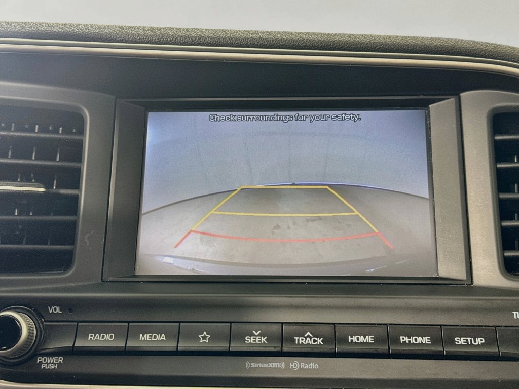 Used 2019 Hyundai Elantra Value Edition FWD image 16