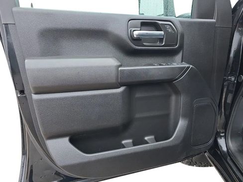 Used 2024 Chevrolet Silverado 2500 Custom w/ Custom Value Package image 13