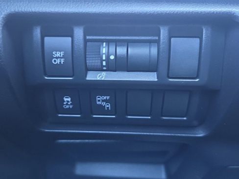 Used 2018 Subaru Impreza 2.0i Premium image 37