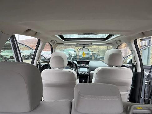 Used 2017 Subaru Forester 2.5i Premium w/ All-Weather Package image 19