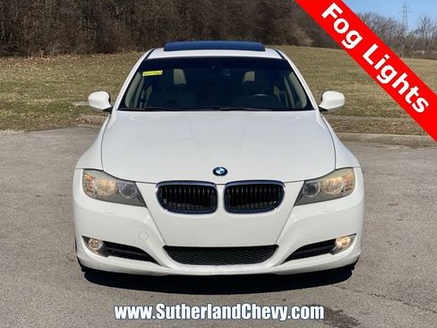 Used 2010 BMW 328i xDrive Sedan image 2