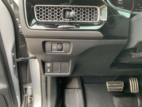 Used 2023 Honda Civic Sport image 28