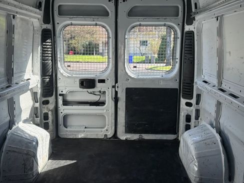 Used 2020 RAM ProMaster 2500 image 25