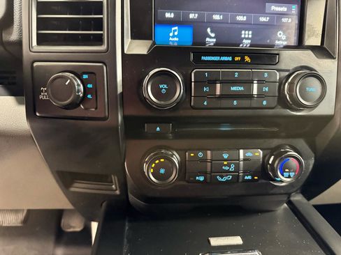 Used 2018 Ford F150 XL w/ Equipment Group 101A Mid AWD/4WD image 20