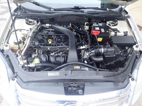 Used 2009 Ford Fusion S image 37