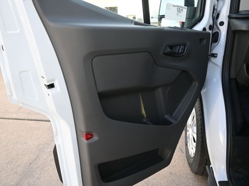 New 2025 Ford Transit 350 XLT image 15