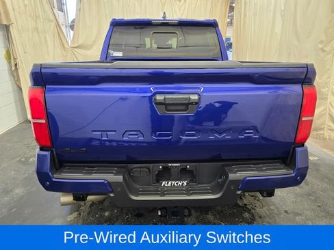 Used 2024 Toyota Tacoma TRD Sport w/ TRD Sport Upgrade Package AWD/4WD image 8