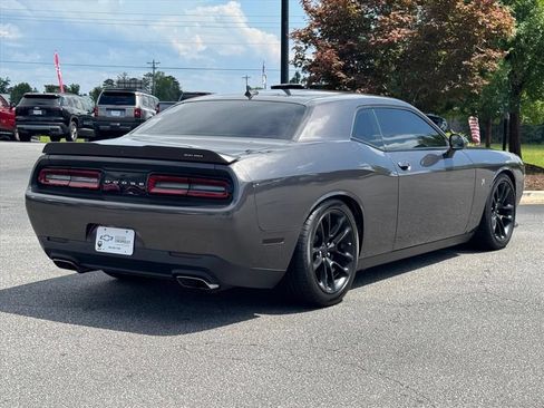 Used 2022 Dodge Challenger R/T Scat Pack w/ Plus Package RWD image 3