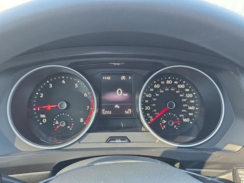 Used 2021 Volkswagen Tiguan S image 14