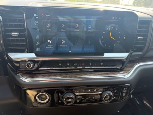 Certified 2024 Chevrolet Silverado 1500 LT AWD/4WD image 14