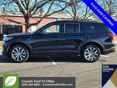 Used 2025 Ford Explorer ST-Line AWD/4WD image 9