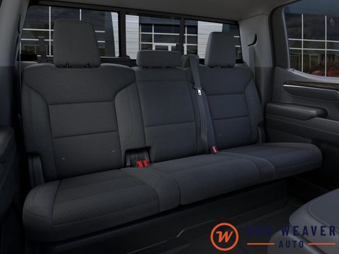 New 2026 GMC Sierra 1500 SLE image 17