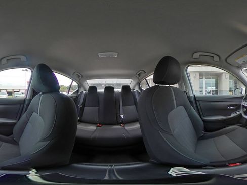 Used 2025 Nissan Sentra SV FWD image 41