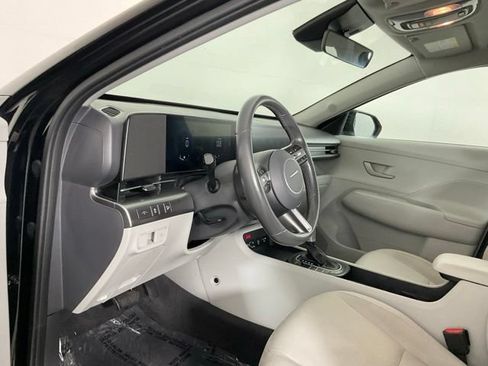Used 2024 Hyundai Kona SEL FWD image 12
