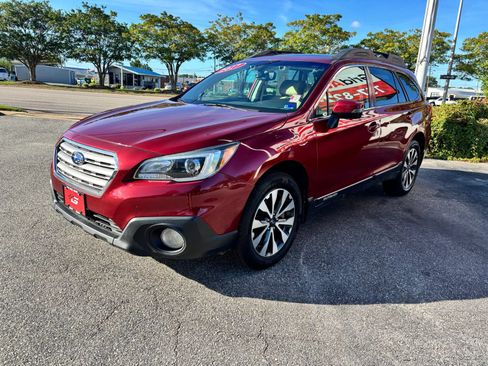 Used 2017 Subaru Outback 3.6R Limited AWD/4WD image 7