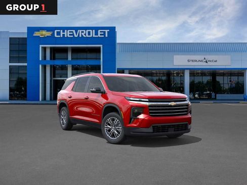 Used 2026 Chevrolet Traverse LT w/ Driver Confidence Package image 1