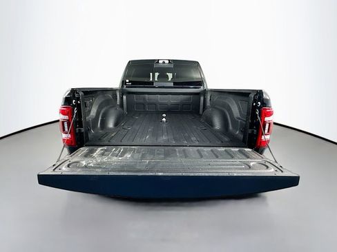 Used 2022 RAM 2500 Limited w/ Towing Technology Group AWD/4WD image 30