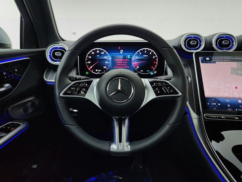 Used 2026 Mercedes-Benz GLC 300 image 27