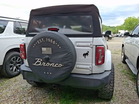 Used 2023 Ford Bronco Outer Banks AWD/4WD image 5