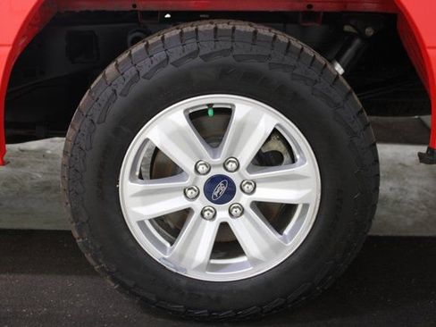 Used 2020 Ford F150 XLT image 25