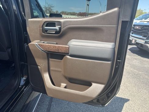Used 2021 GMC Sierra 1500 Denali w/ Denali Premium Package image 16