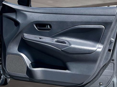 Used 2024 Nissan Versa S w/ S Plus Package image 24