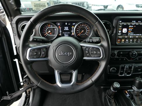 Used 2021 Jeep Wrangler Unlimited Sahara image 17