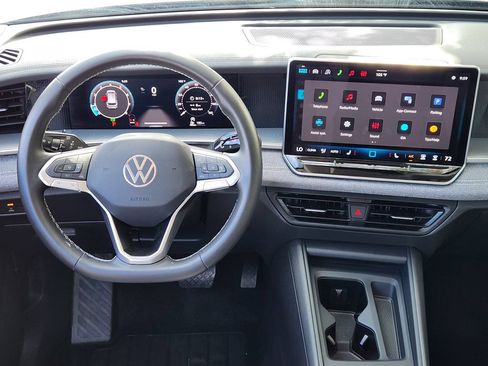 Certified 2026 Volkswagen Tiguan S FWD image 20